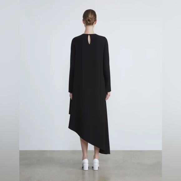 LAFAYETTE 148 NEW YORK Finesse Black Crepe Asymmetric Midi Dress Women's Medium - Picture 2 of 8